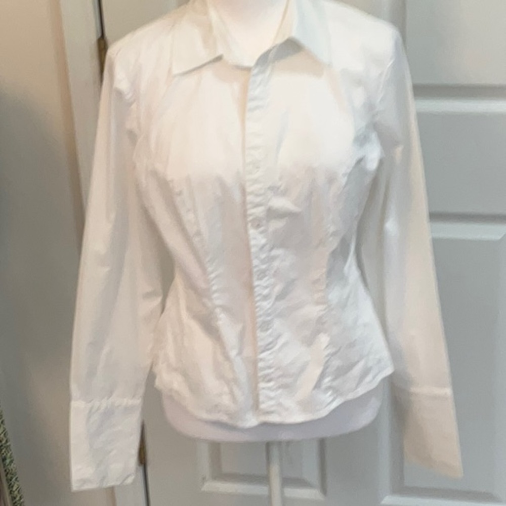 rue 21 BUTTON UP LONG SLEEVES TOP SIZE LARGE NWOT